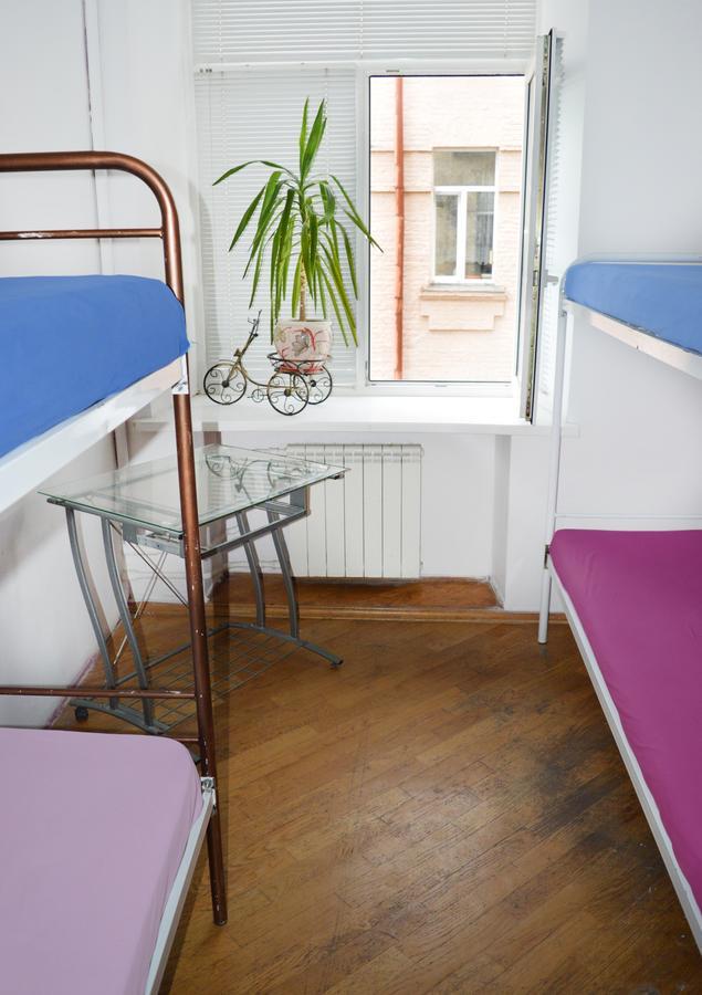 Hostel Golden Gates Kijev Kültér fotó