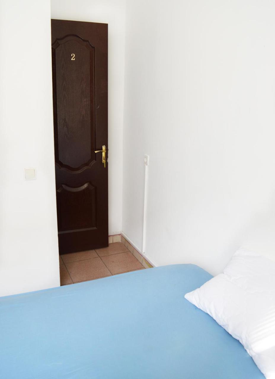 Hostel Golden Gates Kijev Kültér fotó