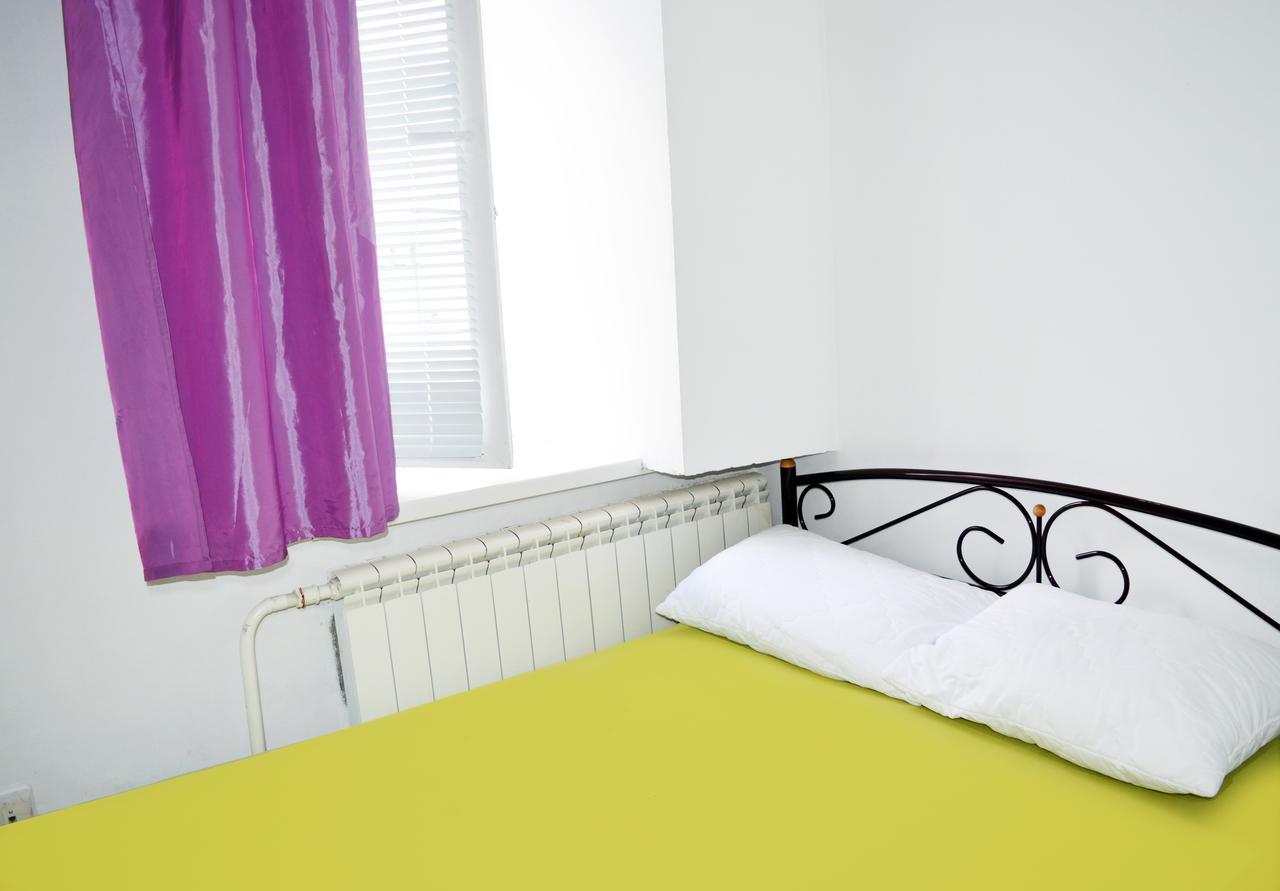 Hostel Golden Gates Kijev Kültér fotó