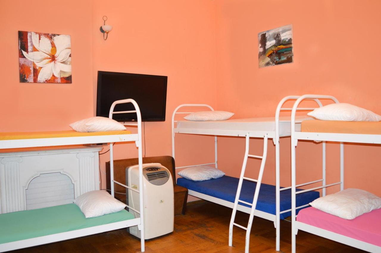 Hostel Golden Gates Kijev Kültér fotó